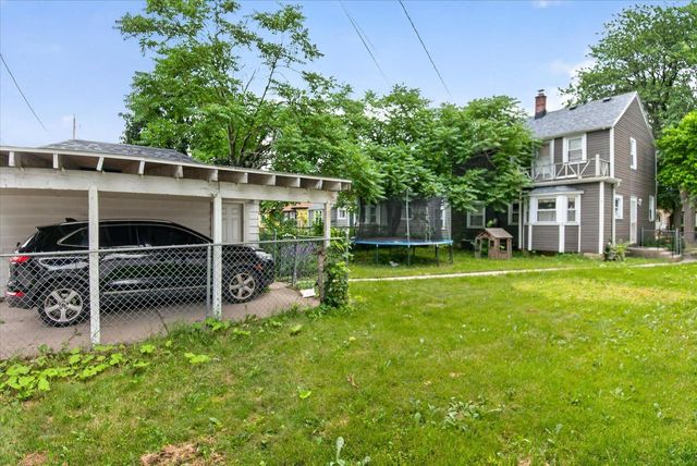 3939 N 41st STREET, Milwaukee, WI 53216