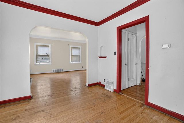3939 N 41st STREET, Milwaukee, WI 53216