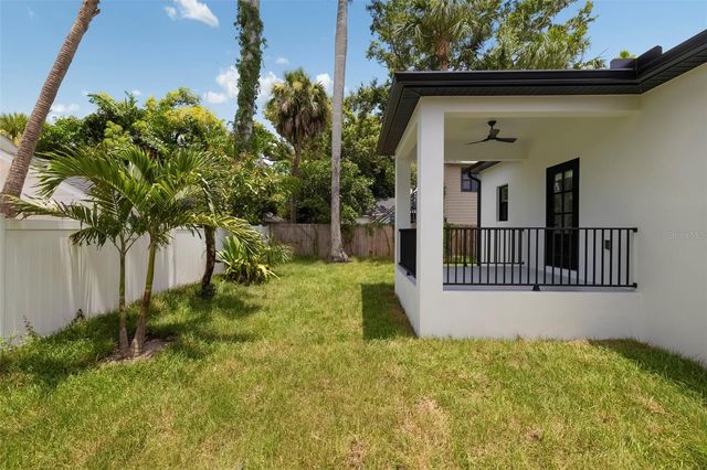 1632 BALLARD PARK DRIVE, Bradenton, FL 34205