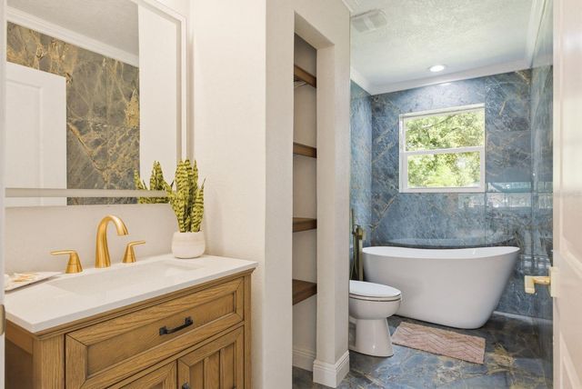 6510 E 23RD AVENUE, Tampa, FL 33619