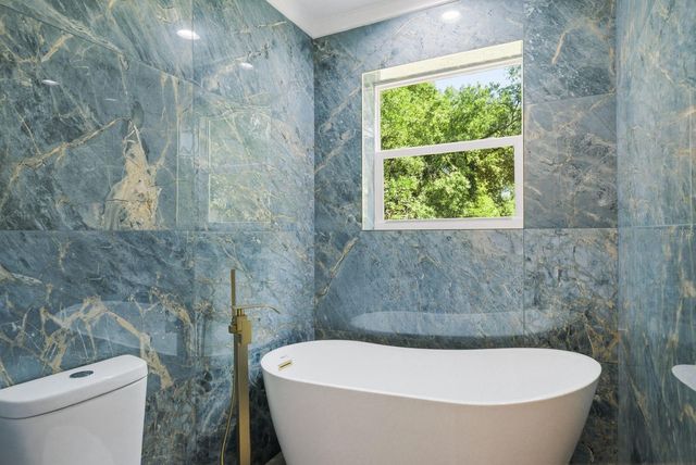 6510 E 23RD AVENUE, Tampa, FL 33619