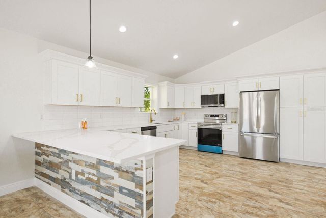 6510 E 23RD AVENUE, Tampa, FL 33619