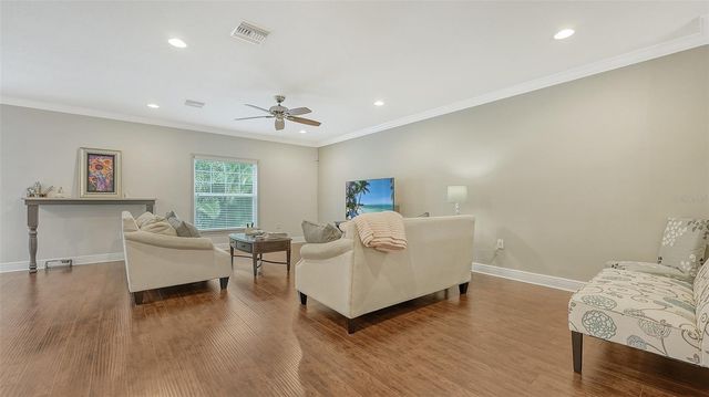 86 ARBOR OAKS DRIVE, Sarasota, FL 34232