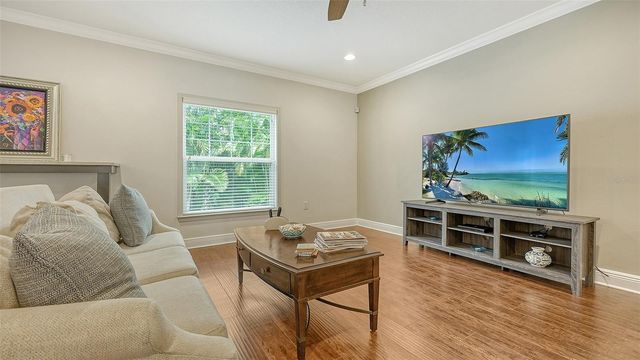 86 ARBOR OAKS DRIVE, Sarasota, FL 34232