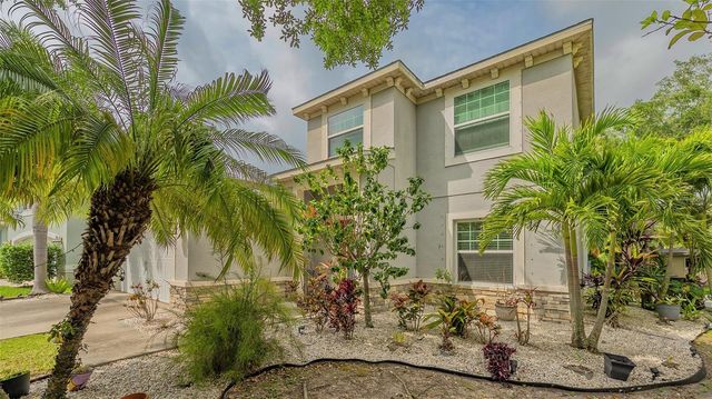 86 ARBOR OAKS DRIVE, Sarasota, FL 34232
