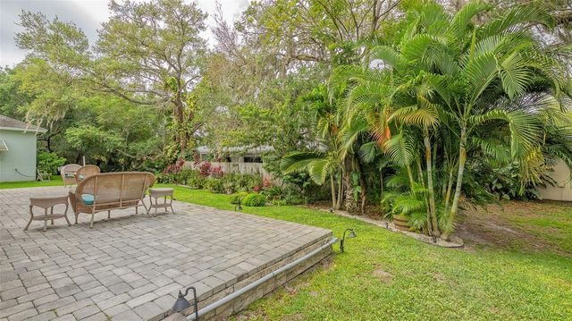 86 ARBOR OAKS DRIVE, Sarasota, FL 34232