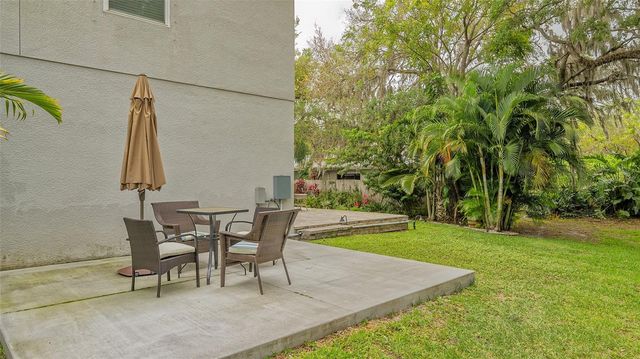 86 ARBOR OAKS DRIVE, Sarasota, FL 34232