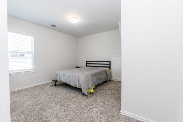 270 Little Dog Drive, Montgomery, TX 77356