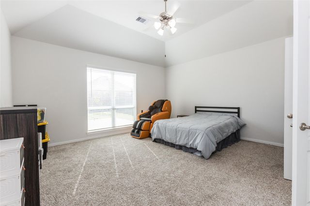 270 Little Dog Drive, Montgomery, TX 77356