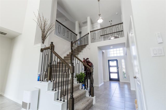 270 Little Dog Drive, Montgomery, TX 77356