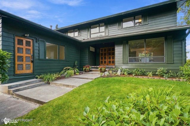 3412 Stanford Drive, Anchorage, AK 99508