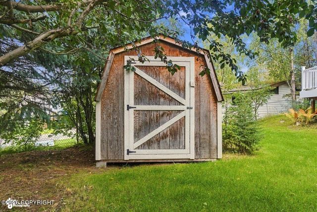 3412 Stanford Drive, Anchorage, AK 99508