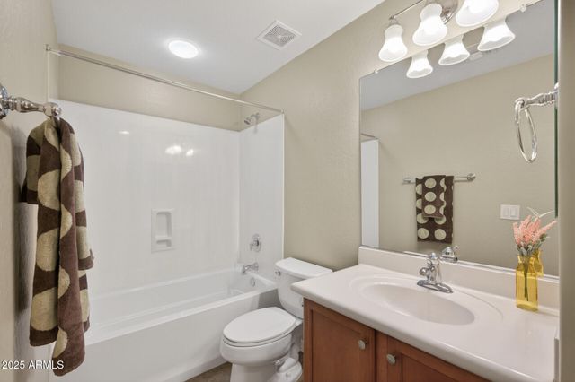 2110 W TALLGRASS Trail 132, Phoenix, AZ 85085