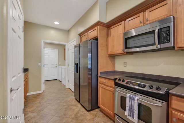 2110 W TALLGRASS Trail 132, Phoenix, AZ 85085