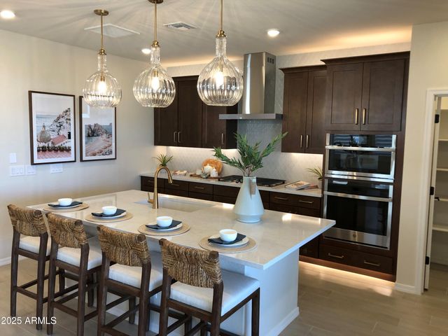 9979 W MONTEREY Way, Avondale, AZ 85392