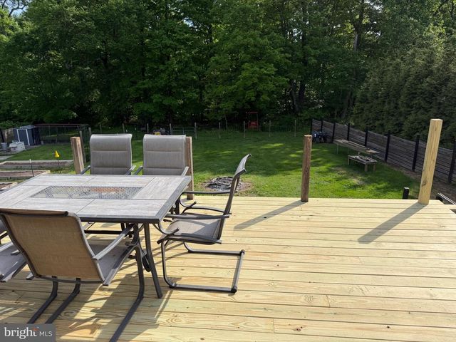 943 SACKETTSFORD RD, Warminster, PA 18974