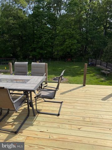 943 SACKETTSFORD RD, Warminster, PA 18974