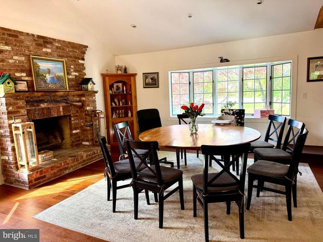943 SACKETTSFORD RD, Warminster, PA 18974