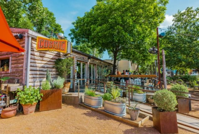 211 Lessin LN B, Austin, TX 78704