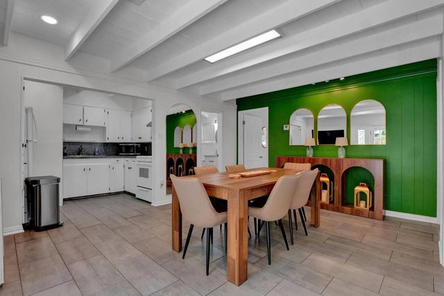 211 Lessin LN B, Austin, TX 78704