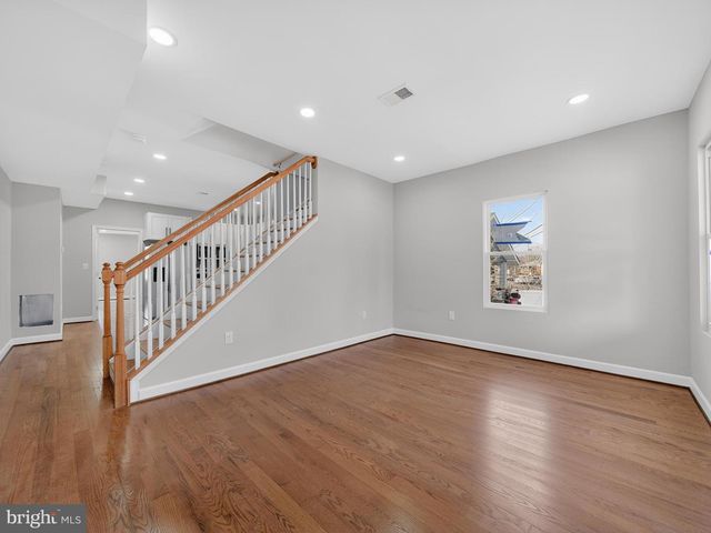 5919 ADDISON RD, Capitol Heights, MD 20743