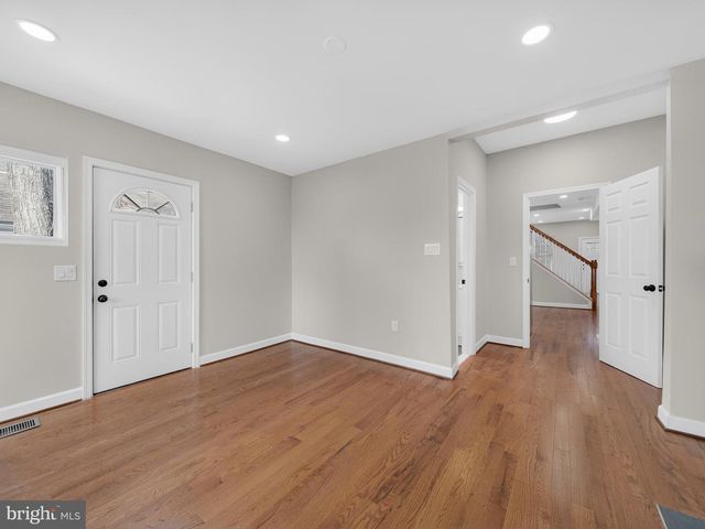 5919 ADDISON RD, Capitol Heights, MD 20743