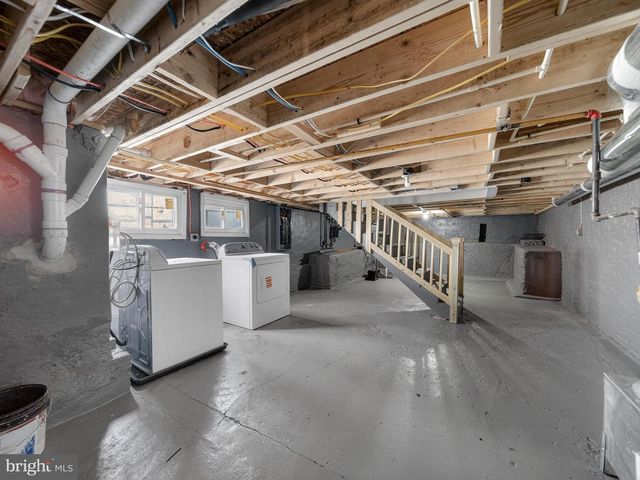 5919 ADDISON RD, Capitol Heights, MD 20743