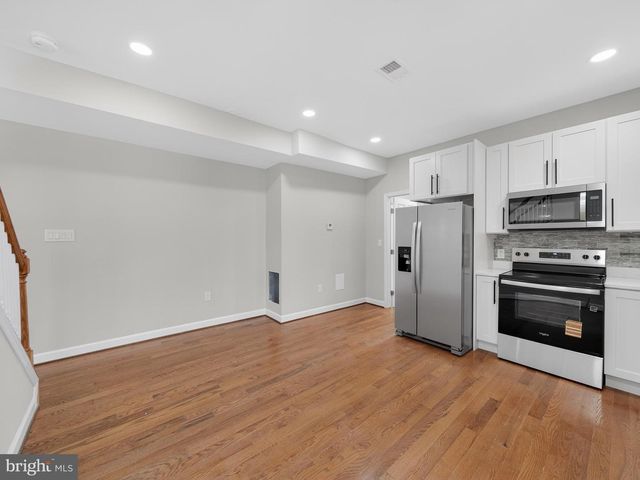 5919 ADDISON RD, Capitol Heights, MD 20743