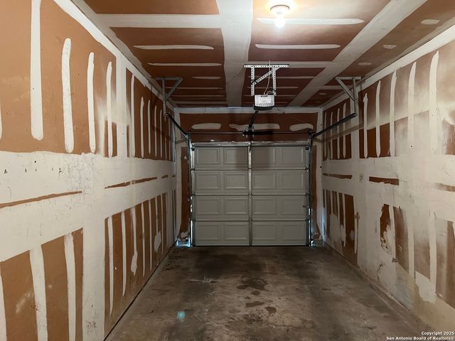 12222 stoney, San Antonio, TX 78247