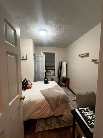 452 Park Drive 4, Boston, MA 02215
