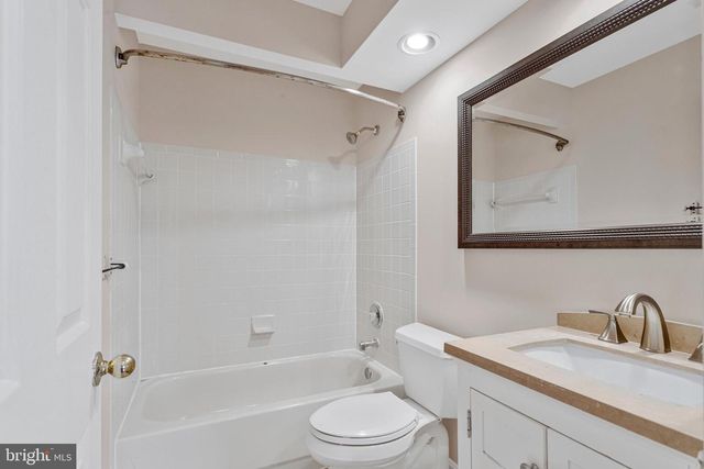 7951 HEATHER MIST DR, Severn, MD 21144