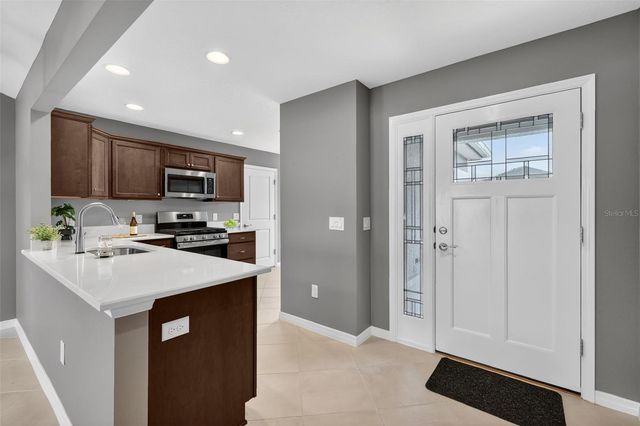 5754 SHEALY AVENUE, The Villages, FL 32163