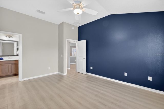 5754 SHEALY AVENUE, The Villages, FL 32163