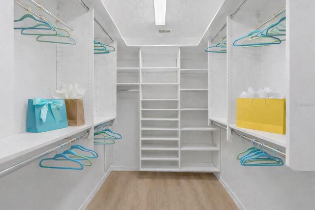 5754 SHEALY AVENUE, The Villages, FL 32163