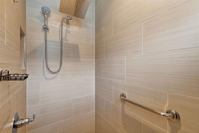 5754 SHEALY AVENUE, The Villages, FL 32163