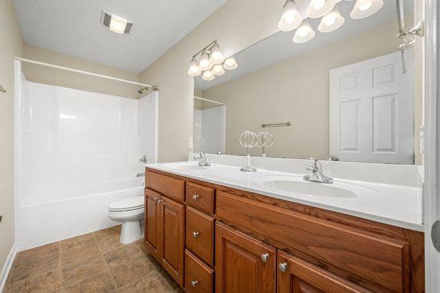 109 WILLIAMSBURG BLVD, Tullahoma, TN 37388