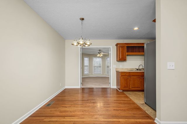 109 WILLIAMSBURG BLVD, Tullahoma, TN 37388