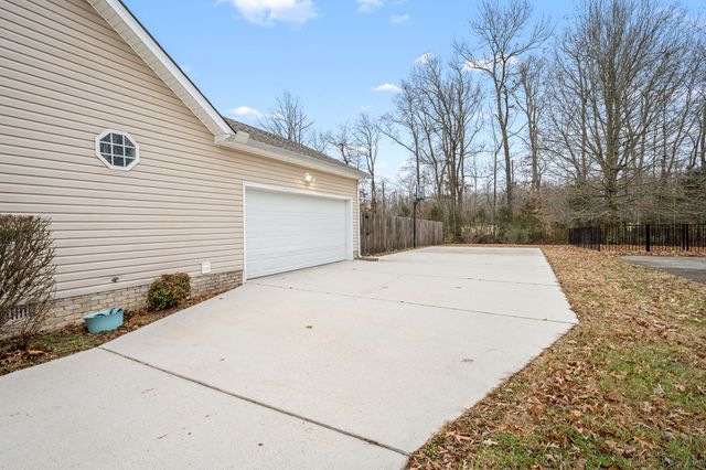 109 WILLIAMSBURG BLVD, Tullahoma, TN 37388