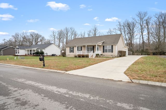 109 WILLIAMSBURG BLVD, Tullahoma, TN 37388
