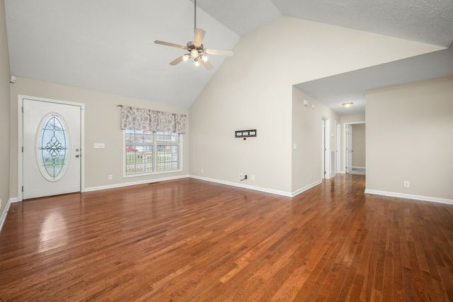 109 WILLIAMSBURG BLVD, Tullahoma, TN 37388