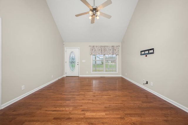 109 WILLIAMSBURG BLVD, Tullahoma, TN 37388