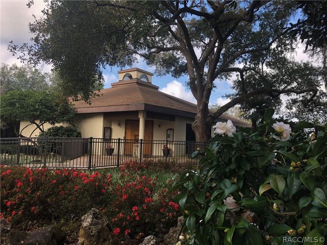 1615 N Foxboro Loop, Crystal River, FL 34429