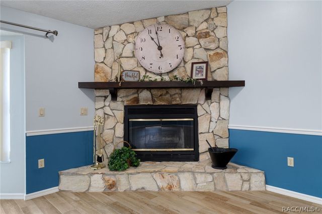 1615 N Foxboro Loop, Crystal River, FL 34429