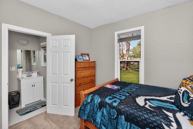 1342 Harrison Avenue, Des Moines, IA 50314