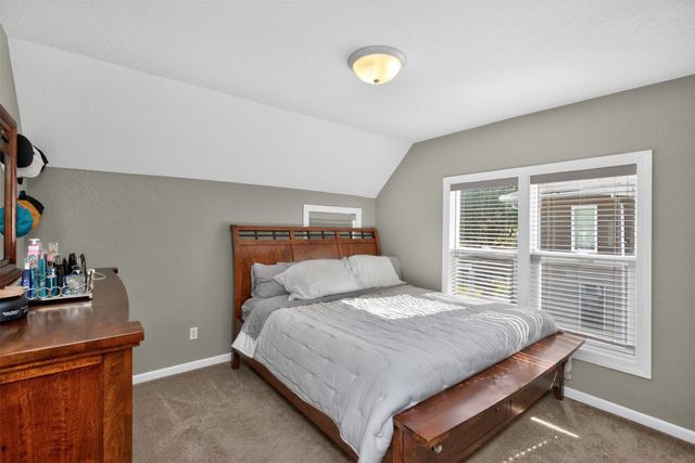 1342 Harrison Avenue, Des Moines, IA 50314