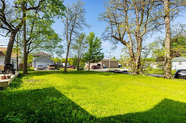 1342 Harrison Avenue, Des Moines, IA 50314