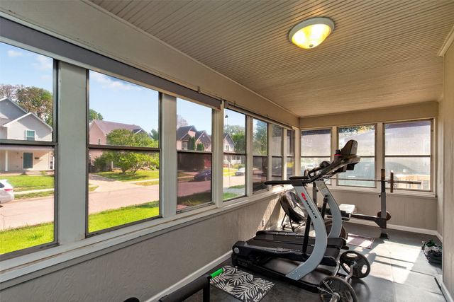 1342 Harrison Avenue, Des Moines, IA 50314