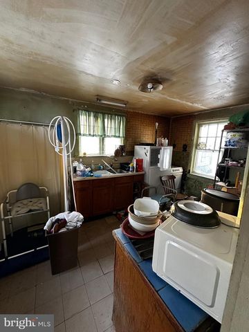 40 FORREST RD, Honey Brook, PA 19344