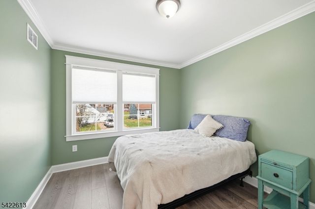 1074 Colfax Ave, Pompton Lakes Boro, NJ 07442