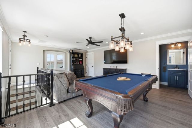 1074 Colfax Ave, Pompton Lakes Boro, NJ 07442